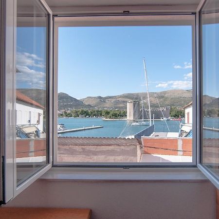 Hostel Marina Trogir Eksteriør billede