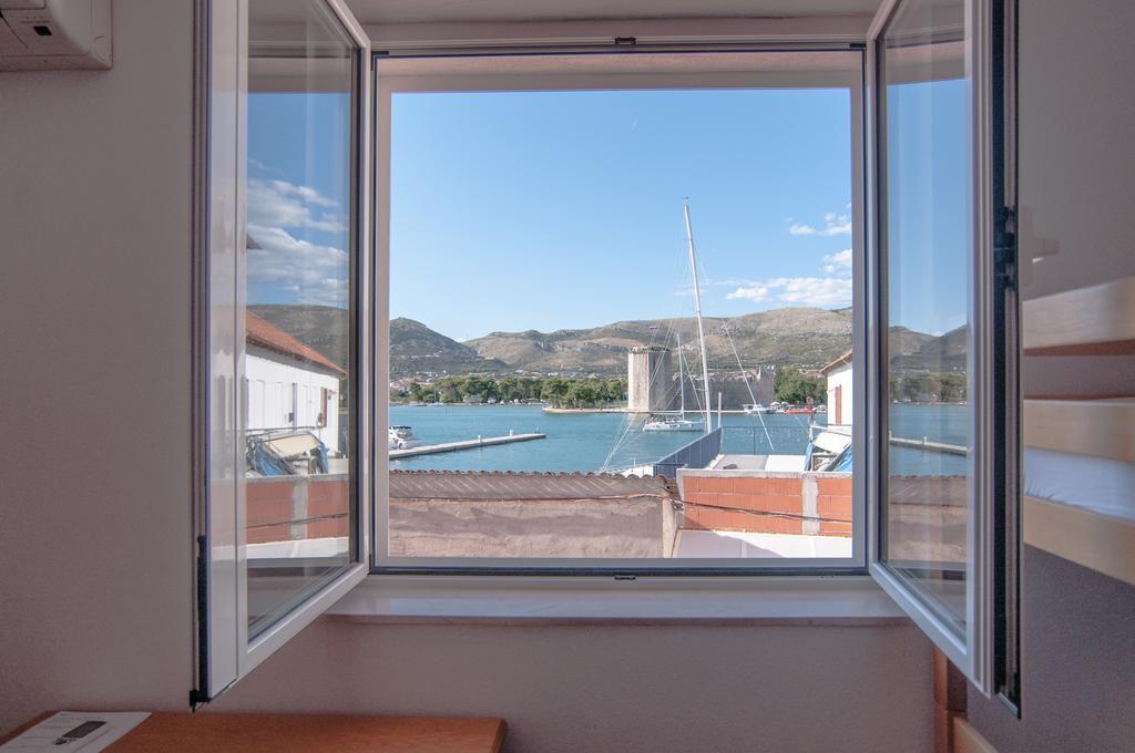 Hostel Marina Trogir Eksteriør billede