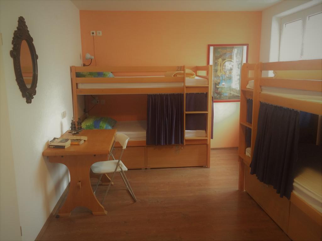 Hostel Marina Trogir Eksteriør billede
