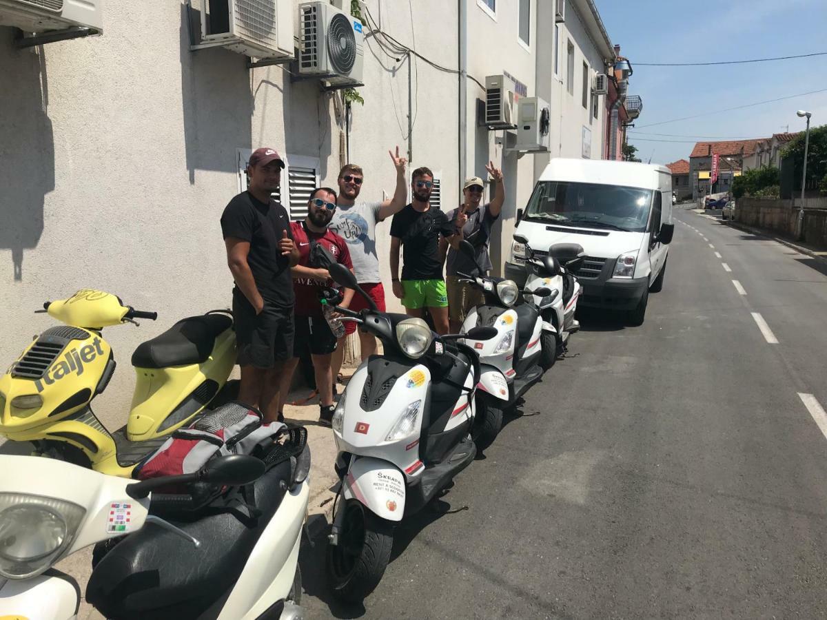 Hostel Marina Trogir Eksteriør billede